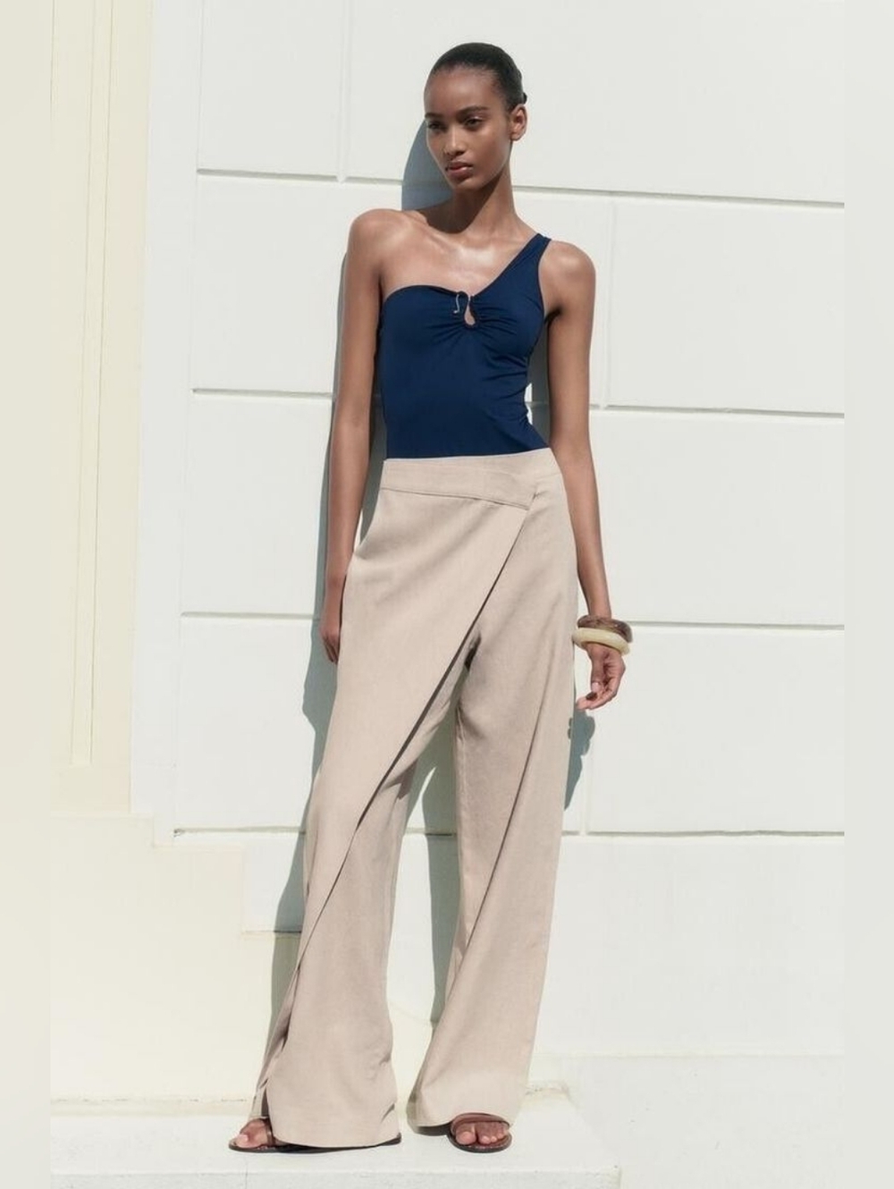 Zara Light Beige Linen Wide-Leg Trousers